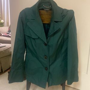 I am selling due to closet Space. I wear a medium and this fits perfectly.